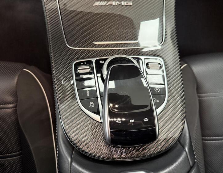 Mercedes-Benz Třídy E 30