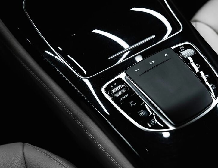 Mercedes-Benz GLC 10