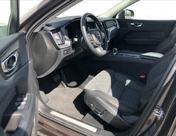 Volvo XC60 6