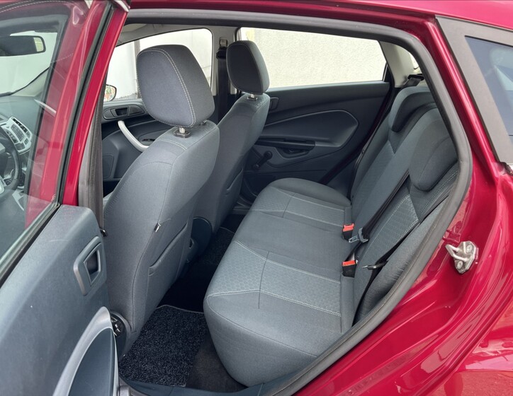 Ford Fiesta 19