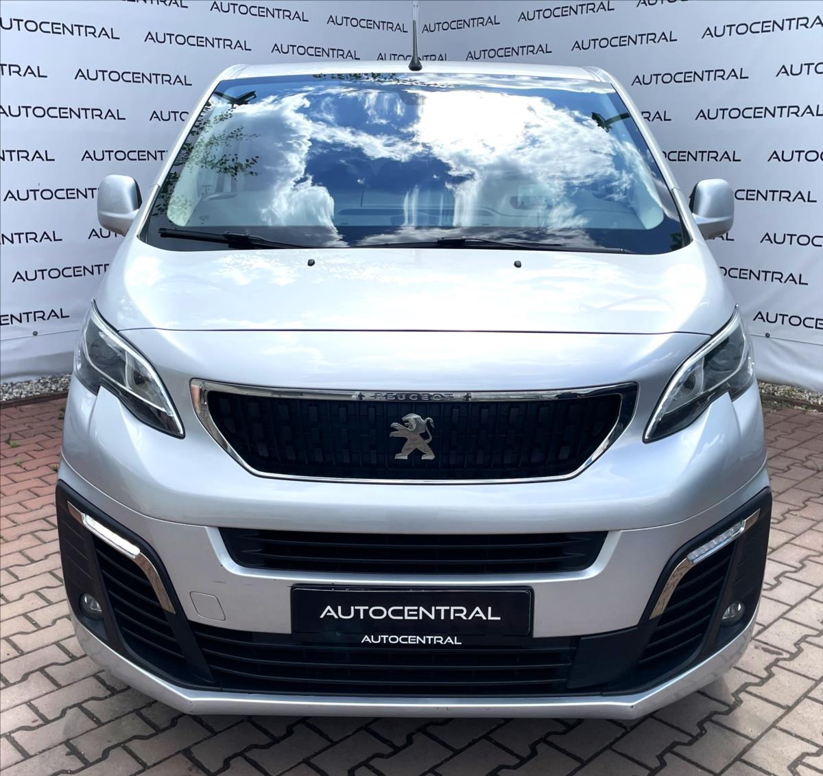 Peugeot Traveller