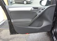 Volkswagen Golf 9