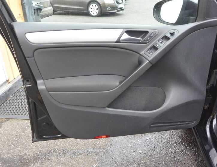Volkswagen Golf 9