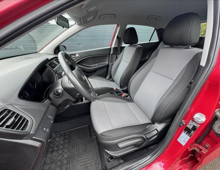 Hyundai i20 13