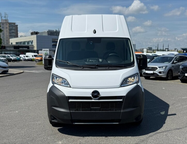 Opel Movano 2