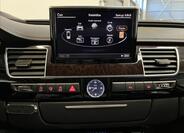Audi A8 8