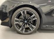 BMW i7 4