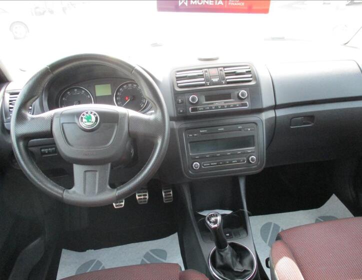 Škoda Fabia 16