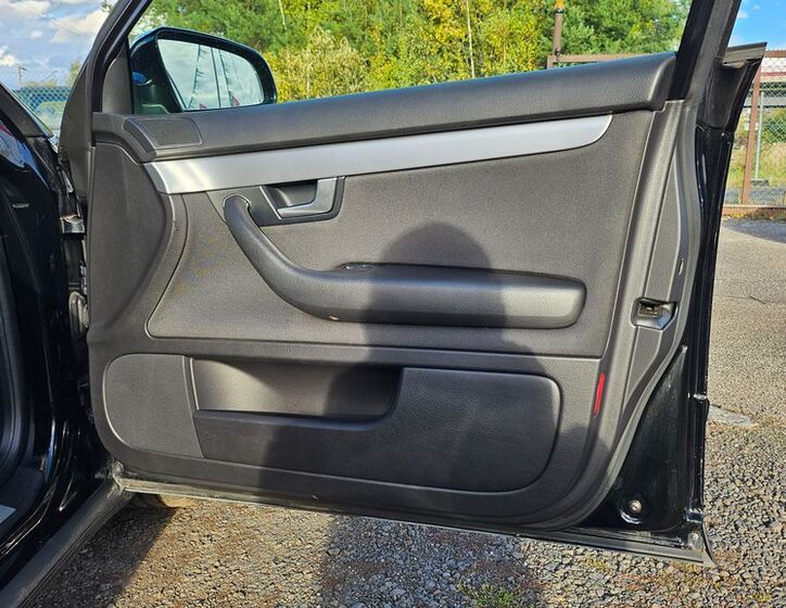 Audi A4 15