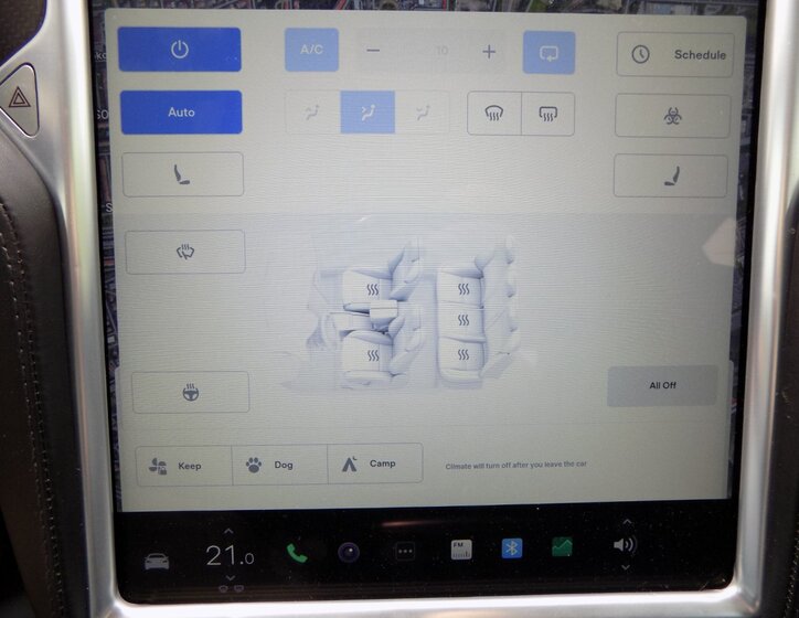 Tesla Model S 33
