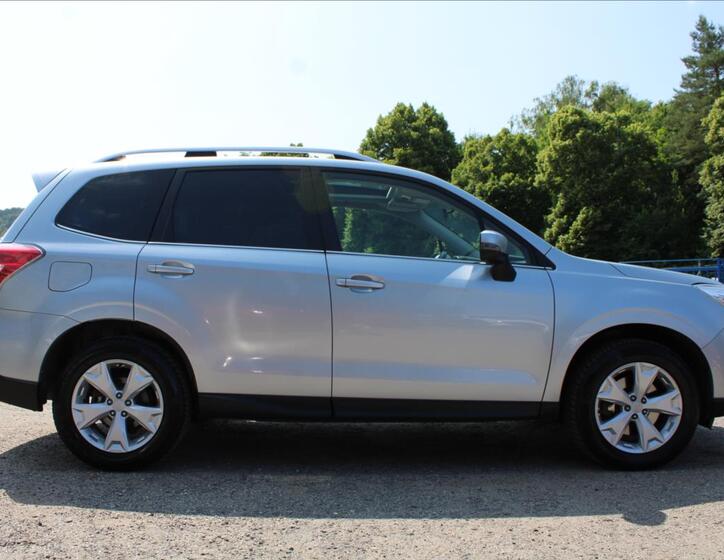 Subaru Forester 4
