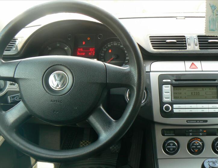 Volkswagen Passat 11