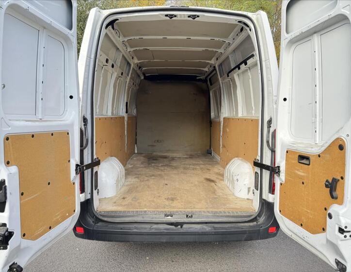 Renault Master 23