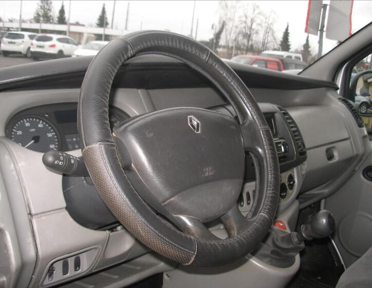 Renault Trafic 5