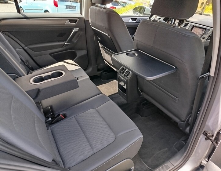 Volkswagen Golf Sportsvan 27