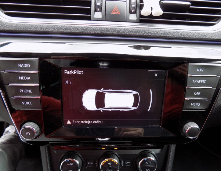Škoda Superb 31