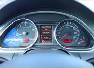 Audi Q7 32