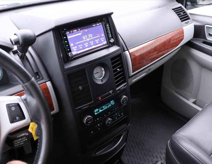 Chrysler Grand Voyager 19