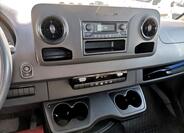 Mercedes-Benz Sprinter 11
