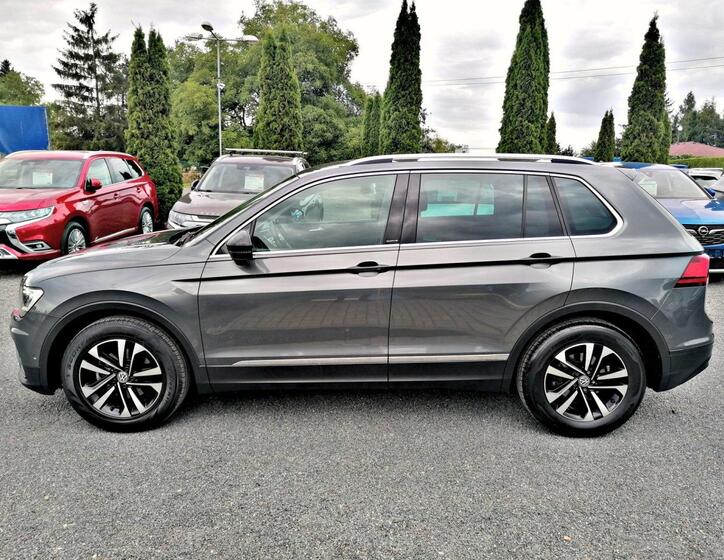 Volkswagen Tiguan 7