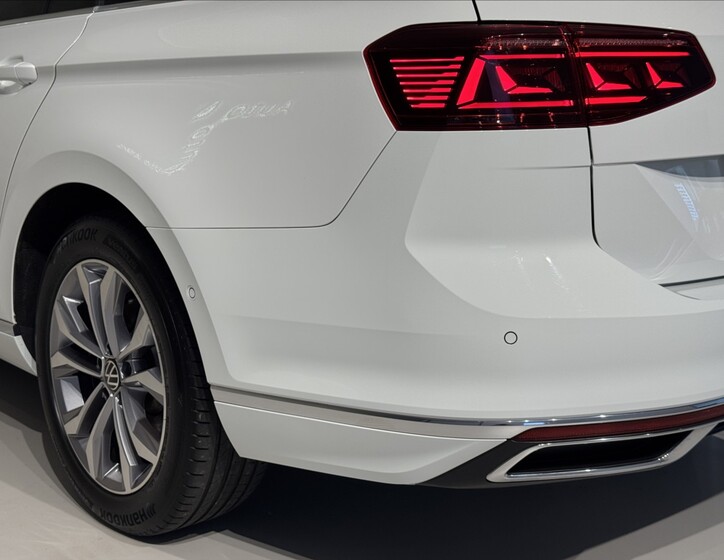 Volkswagen Passat 12