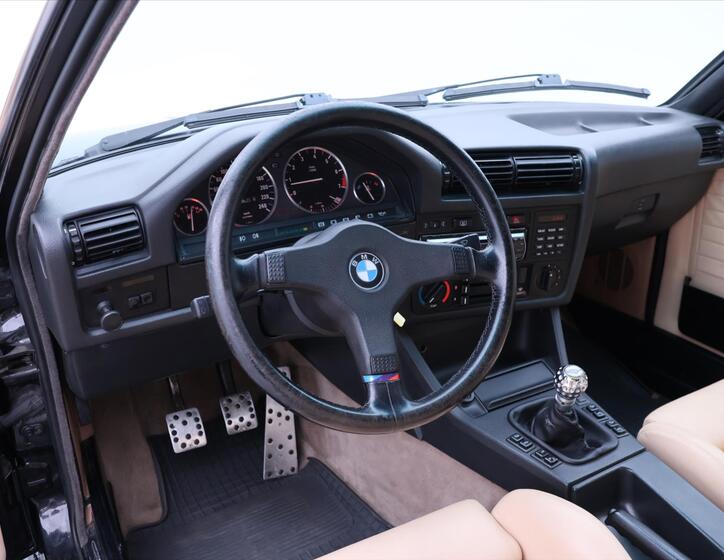 BMW Řada 3 22