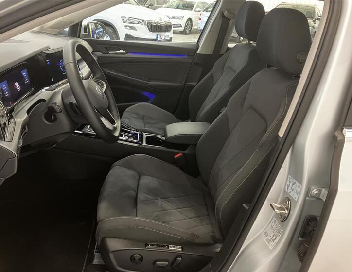 Volkswagen Golf 16