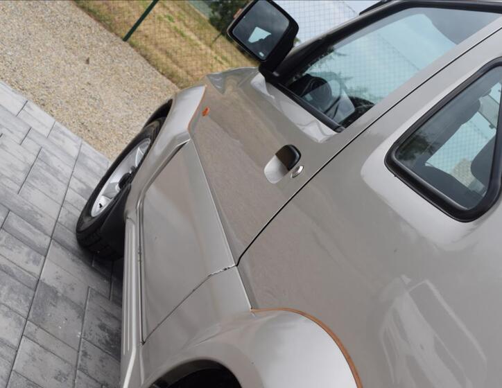 Suzuki Jimny 11