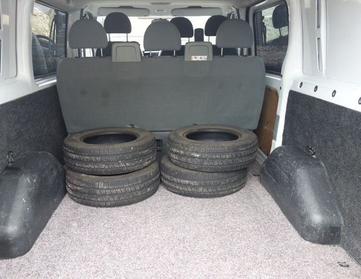 Ford Transit 9