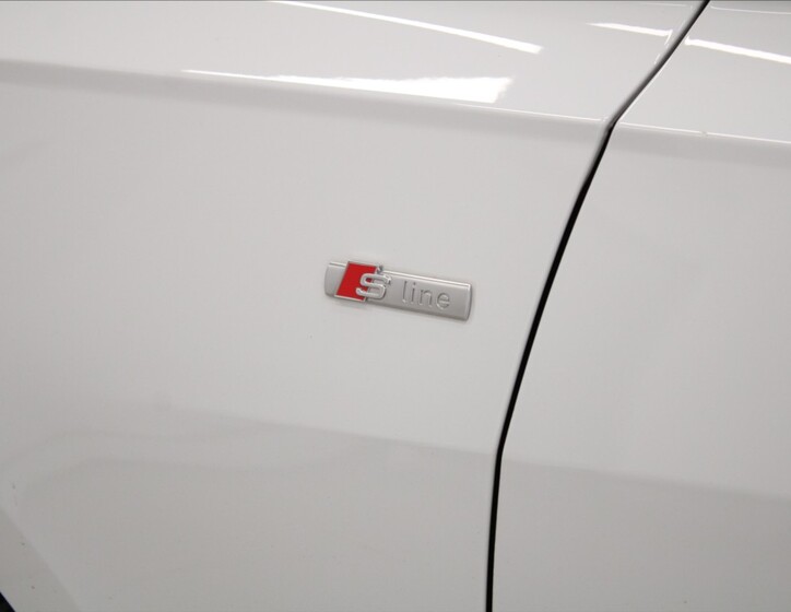 Audi A6 33