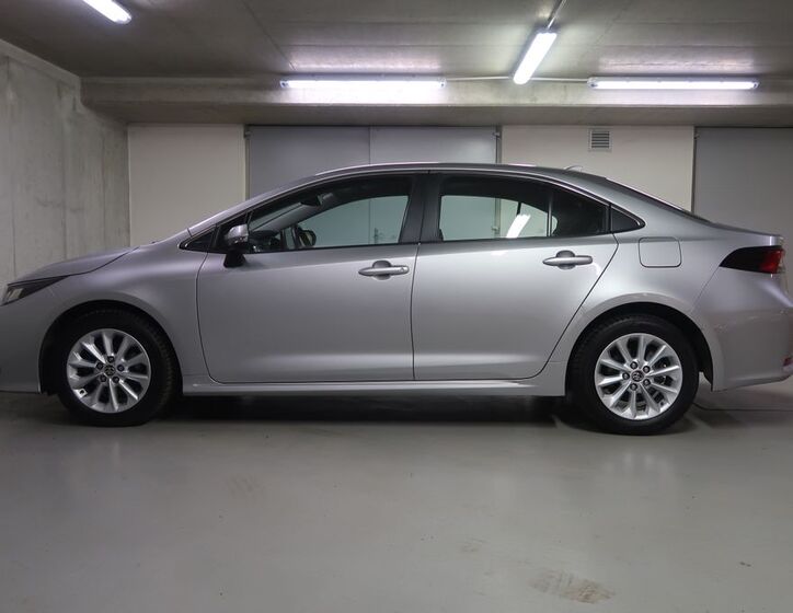 Toyota Corolla 8