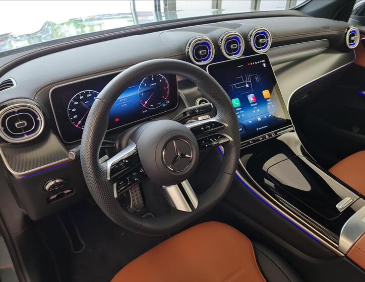 Mercedes-Benz GLC 9