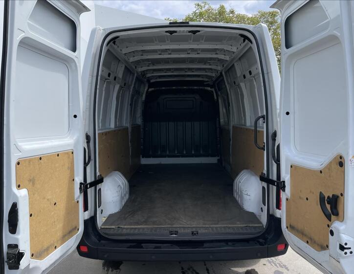 Renault Master 19