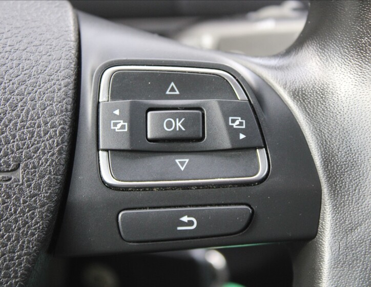Volkswagen Touran 16