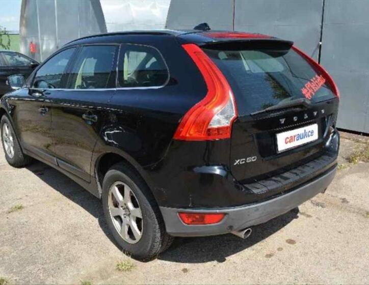 Volvo XC60 6