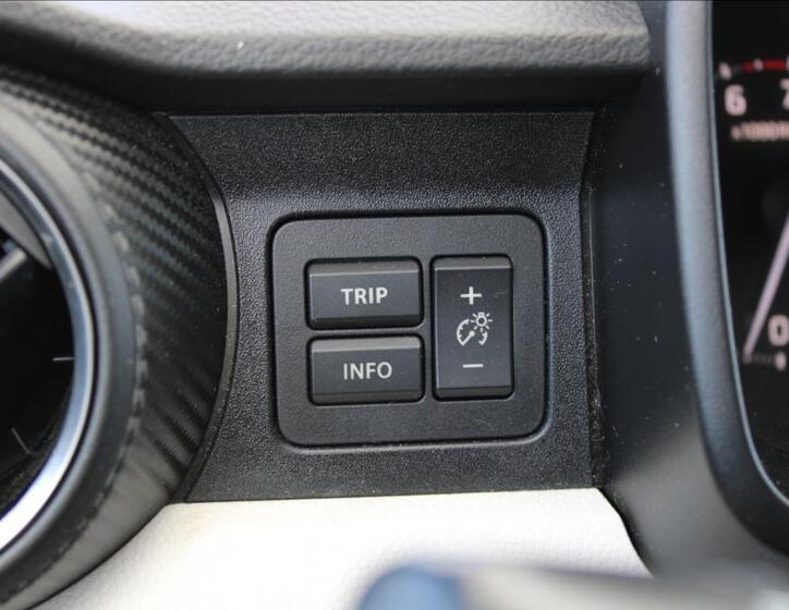 Suzuki Ignis 18
