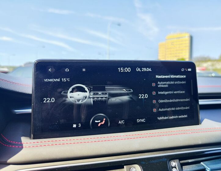 Hyundai Genesis 25