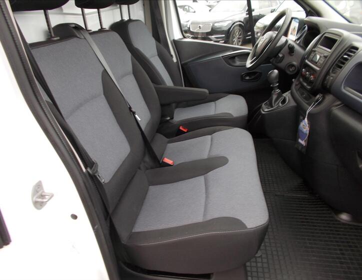 Opel Vivaro 19