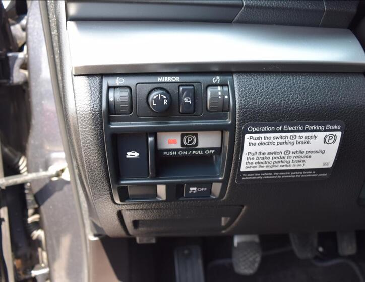 Subaru Legacy 28