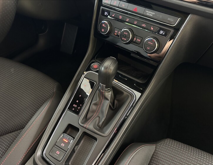 Seat Leon 11