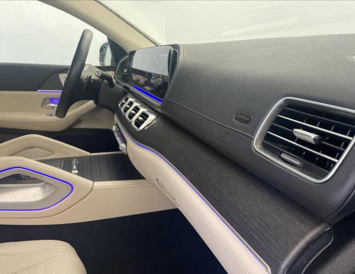 Mercedes-Benz GLE 17