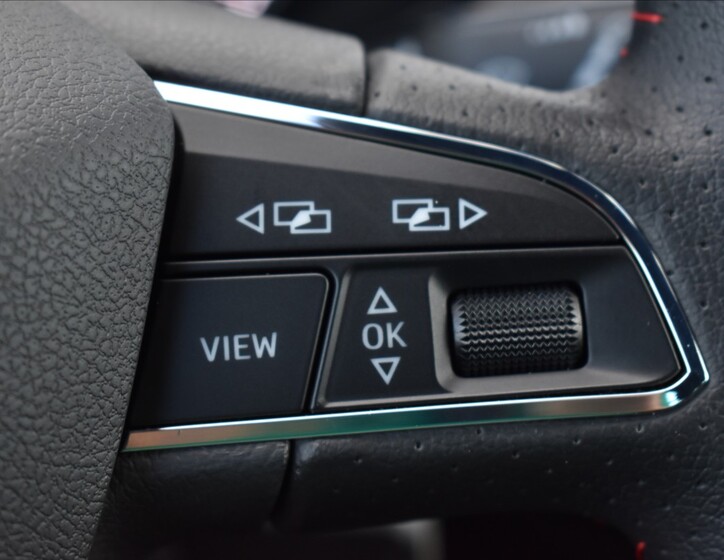 Seat Arona 28