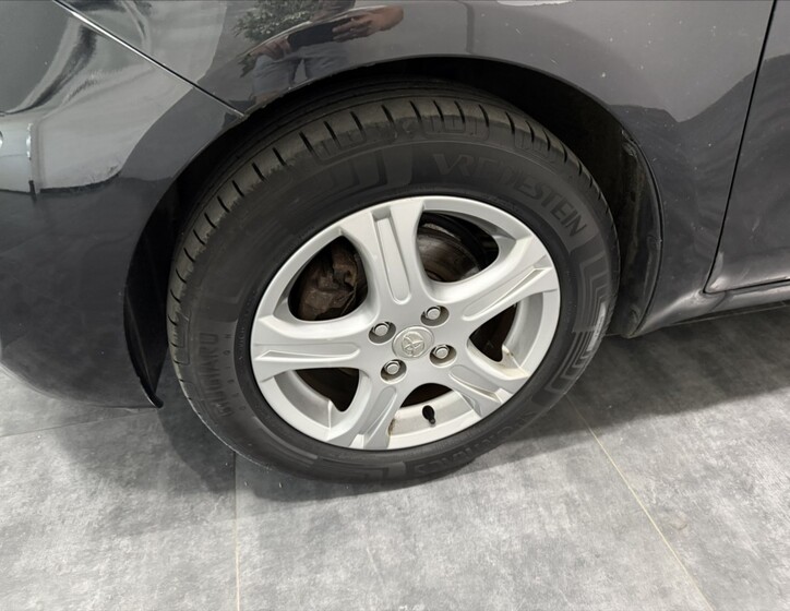 Toyota Yaris 22