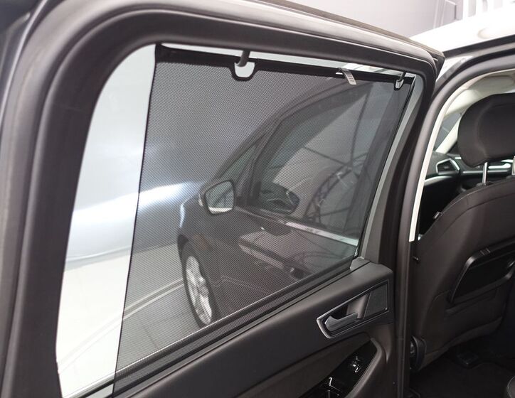Ford Galaxy 25