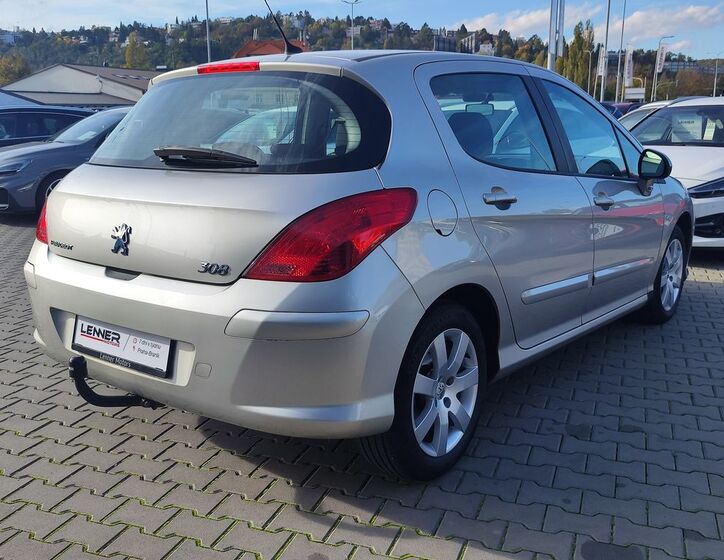 Peugeot 308 5