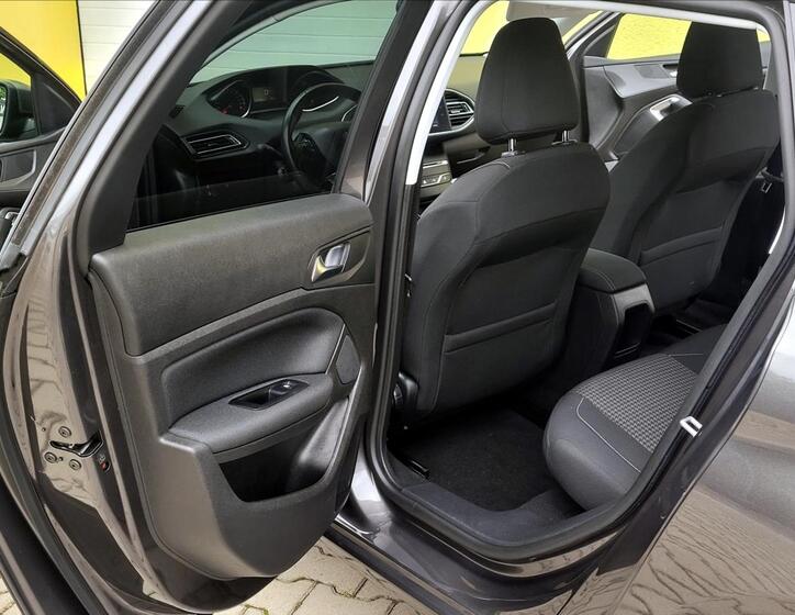 Peugeot 308 16