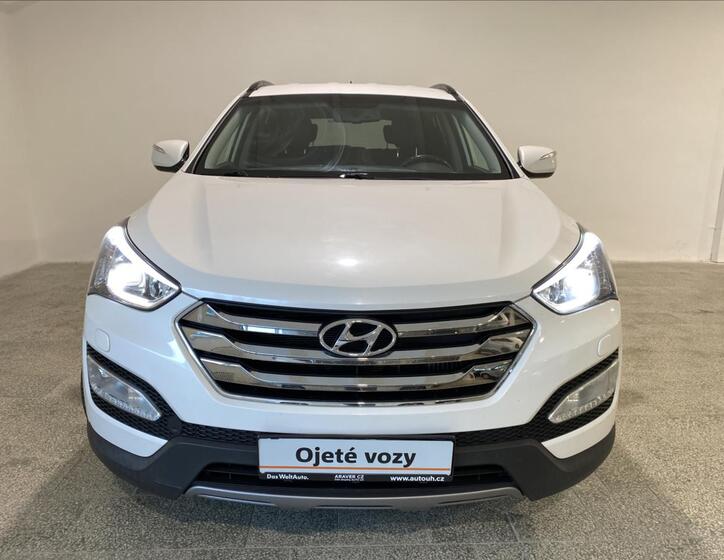 Hyundai Santa Fe 4
