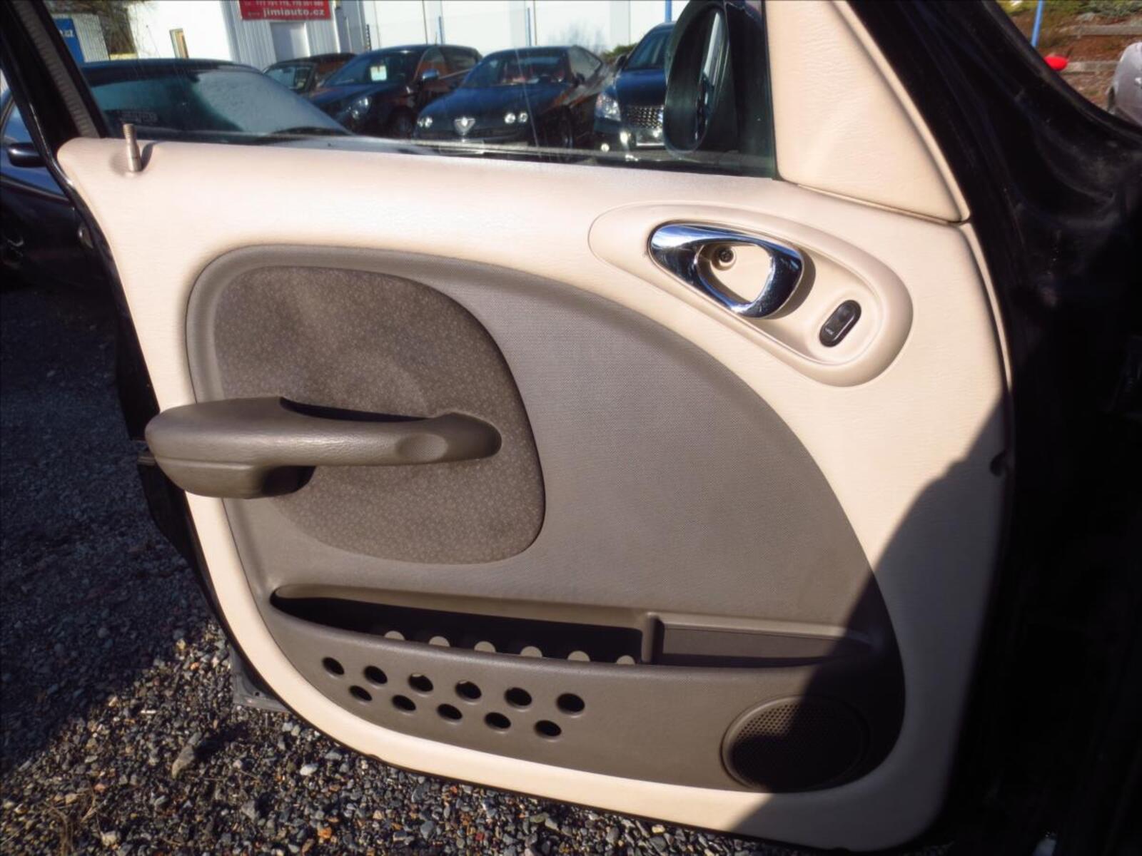 Chrysler PT Cruiser 16