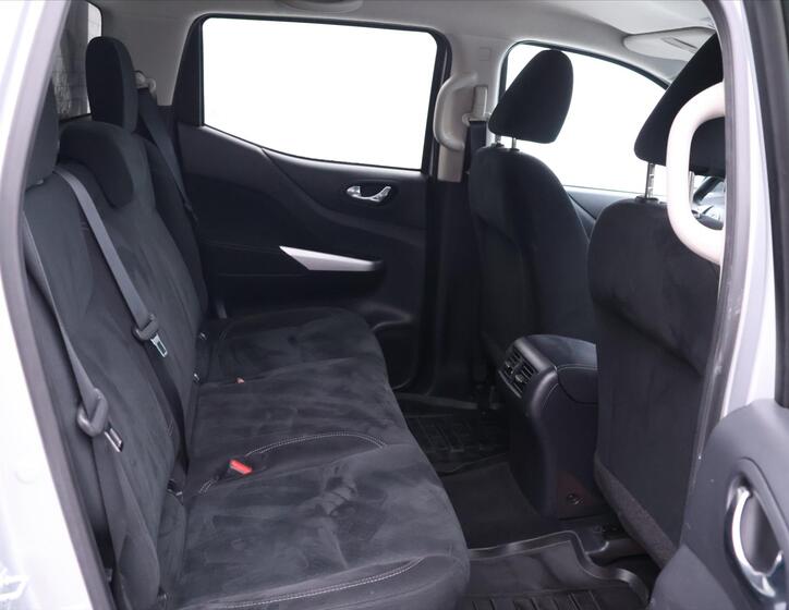 Nissan Navara 15