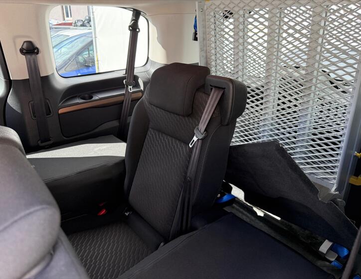Toyota ProAce 13